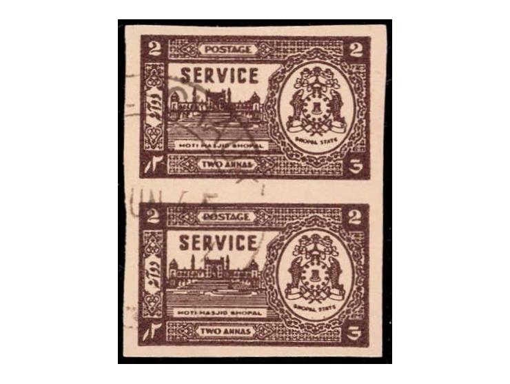 1944-47  2a in brown instead of mauve with error, vertical imperf pair.
